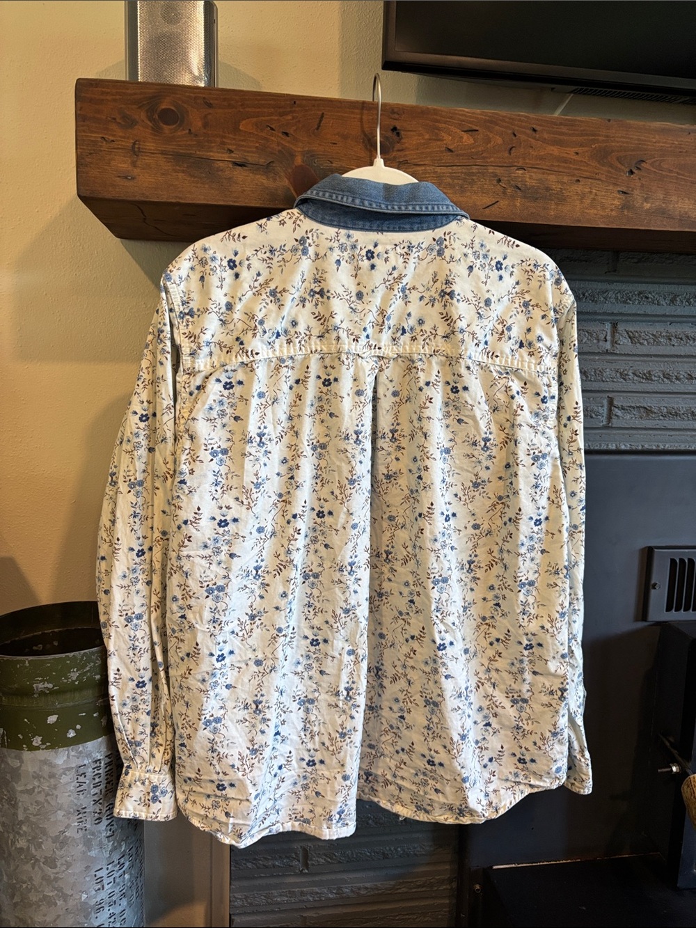 Cream Floral Button-Down with Denim Collar - Picture 5 of 5